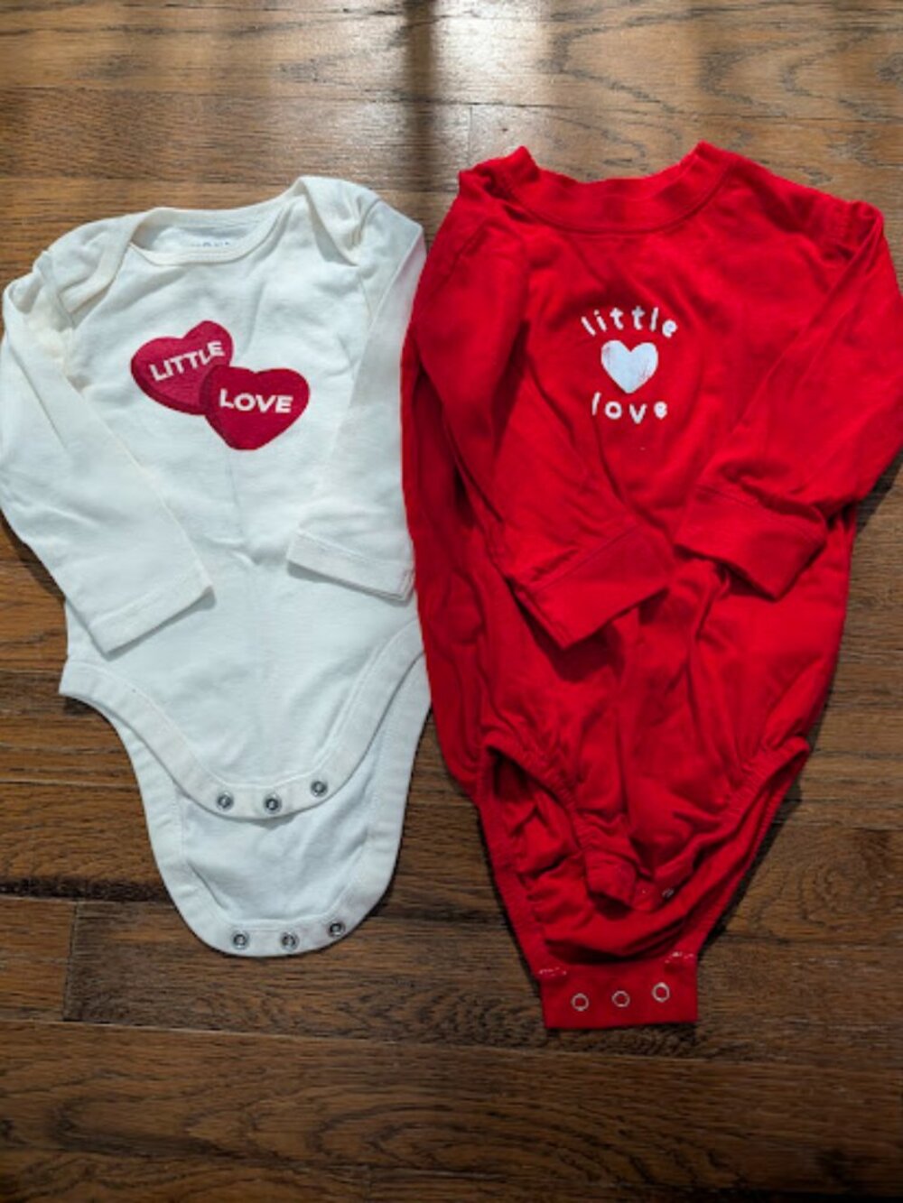 Set of 2 Little Love Onesies 6-18m